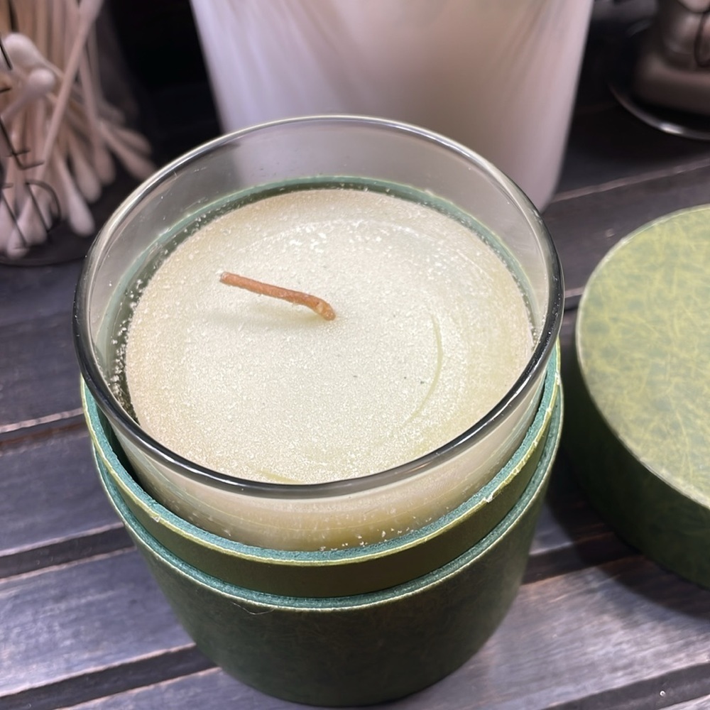 NEW RARE AVEDA Holiday Candle - Discontinued, Special Edition. late 90’s -2000​​